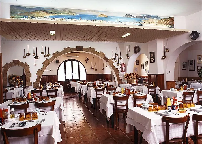 マーブラウ トサ ホテル