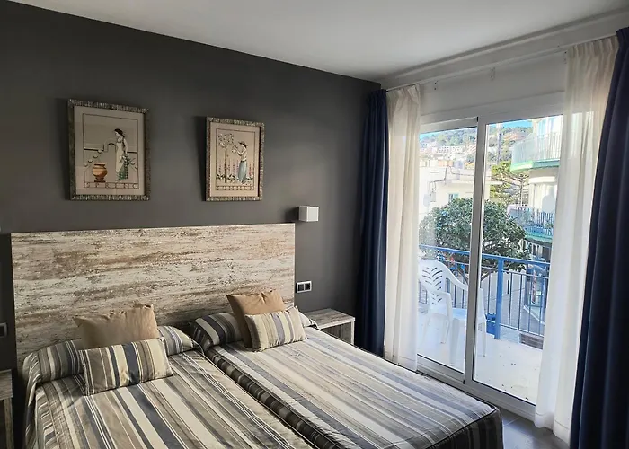 Hotel Marblau Tossa 2*