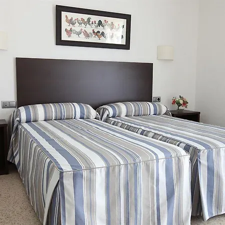 Marblau Tossa מלון 2*